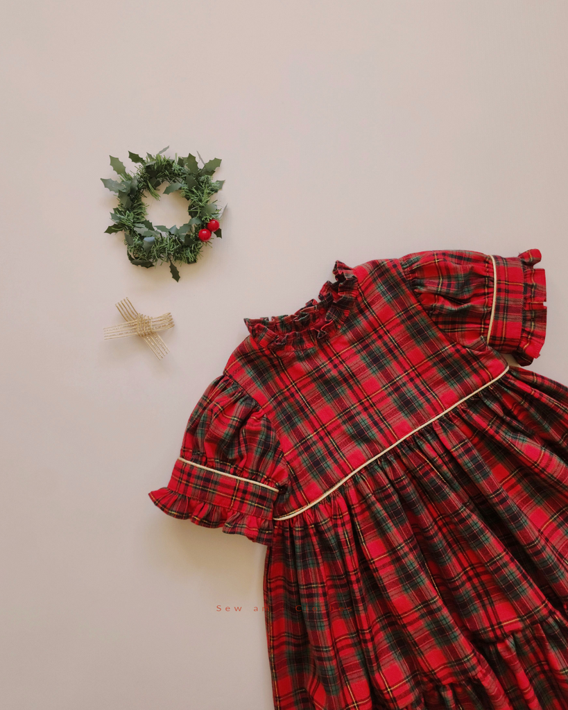 ☆ Milly Dress - Holly Christmas ☆
