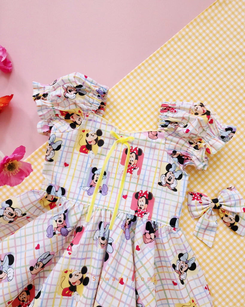 𝙍𝙚𝙖𝙙𝙮 𝙩𝙤 𝙨𝙝𝙞𝙥 ♡ Jolly in Mickey crayon check