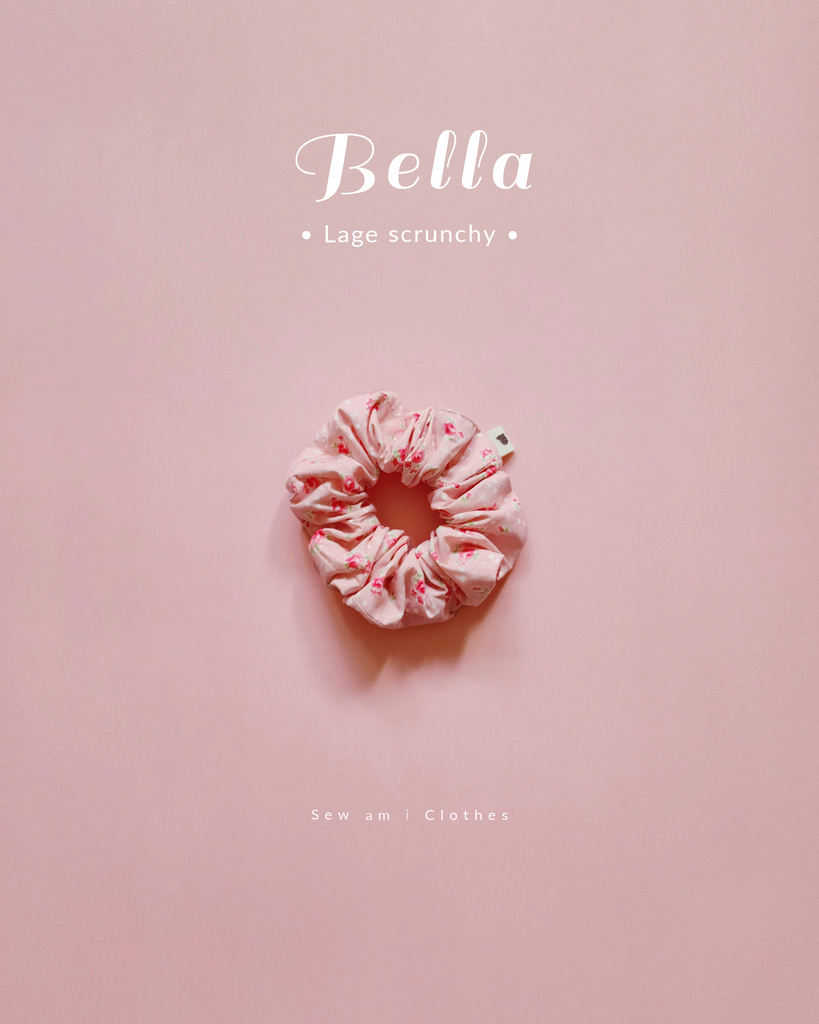 • Bella in pastel peach matching accessories